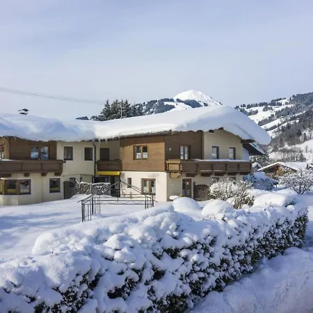 Apartament Alluring In With Balcony