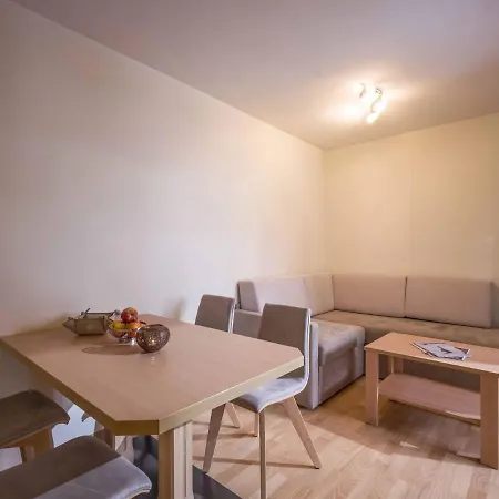 Alluring In With Balcony * Brixen im Thale