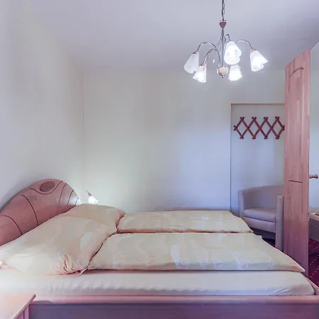 Alluring In With Balcony * Brixen im Thale